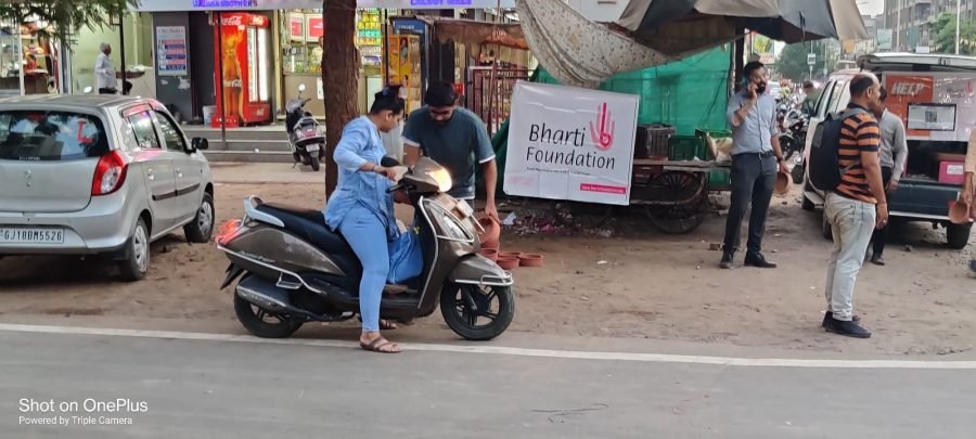 Pot Distribution, Gandhinagar, April 2024