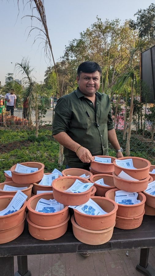 Pot Distribution, Gandhinagar, April 2024