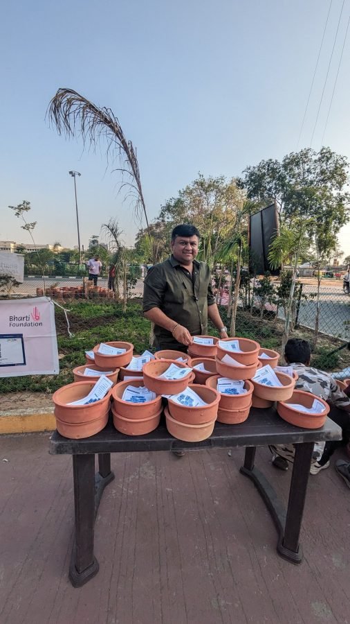 Pot Distribution, Gandhinagar, April 2024