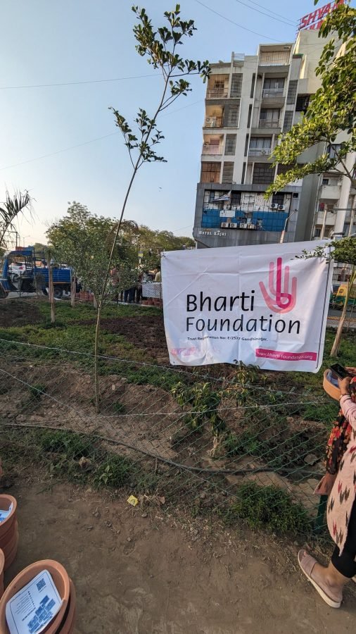 Pot Distribution, Gandhinagar, April 2024