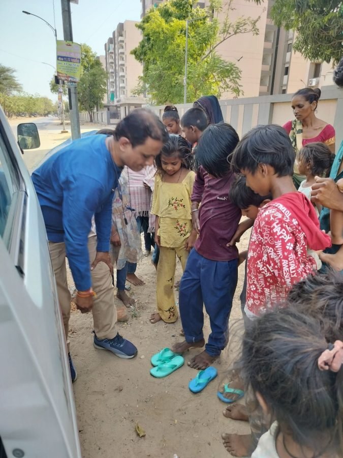 Slipper Distribution, Ahmedabad, May 2024
