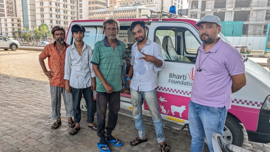 Slipper Distribution, Ahmedabad, May 2024