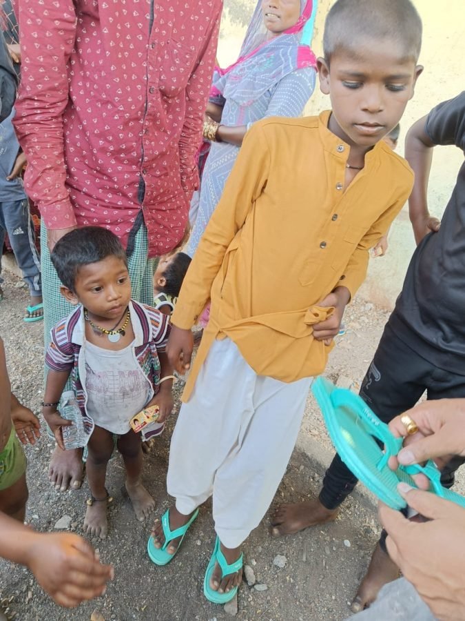 Slipper Distribution, Rajkot Railway Station, May 2024