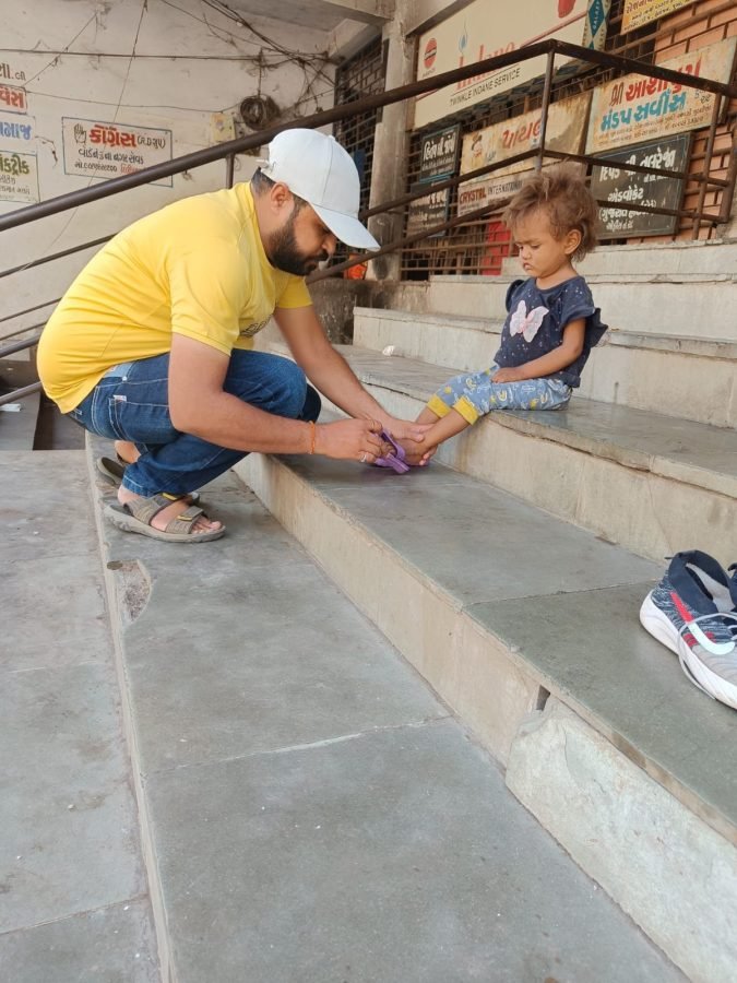 Slipper Distribution, Rajkot Railway Station, May 2024