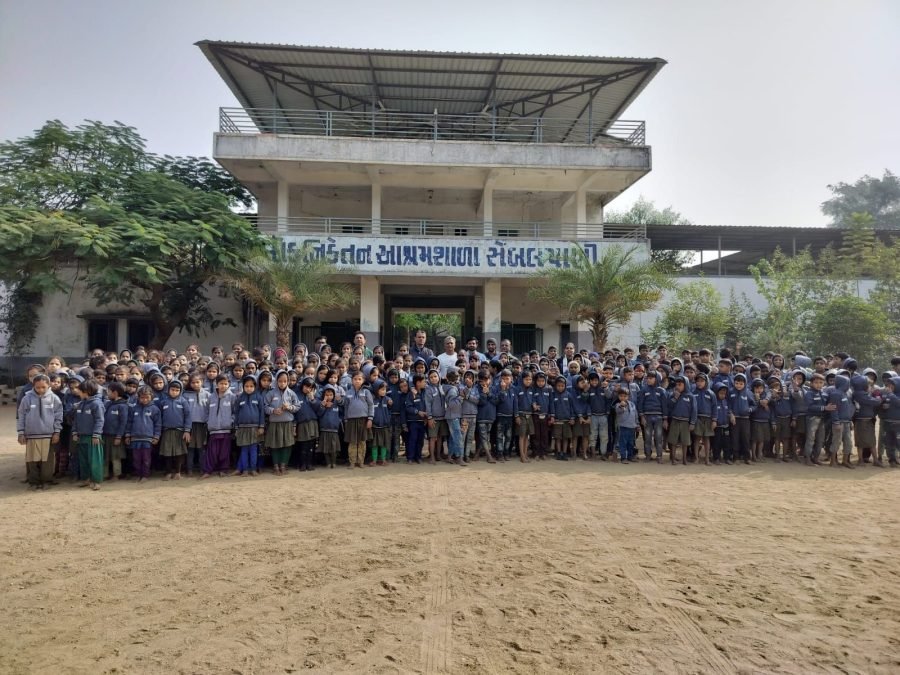 Jacket Distribution, Samel Pani, near Ambaji, December 2024