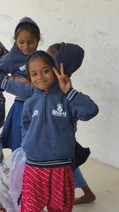 Jacket Distribution, Sihunj and Khesara, Kheda, October 2025