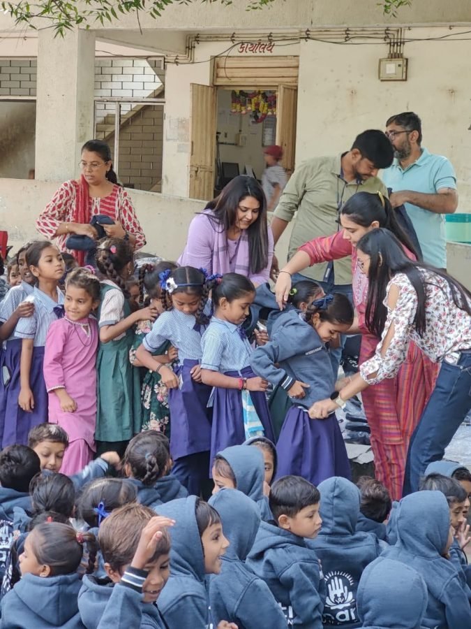 Jacket Distribution, Sihunj and Khesara, Kheda, October 2025