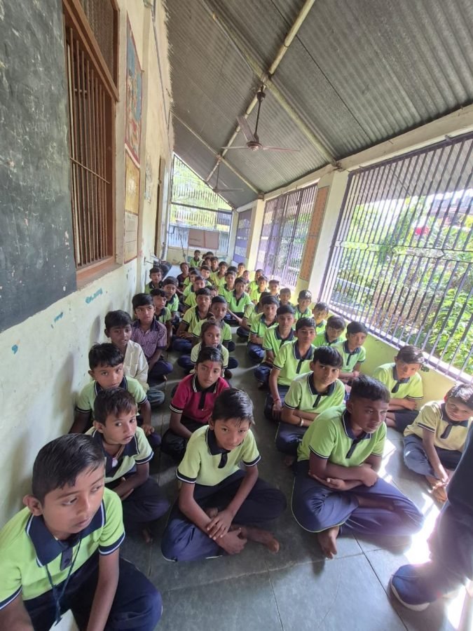 Jacket Distribution, Dhaniyol Prathmik School, Dahegam, November 2025