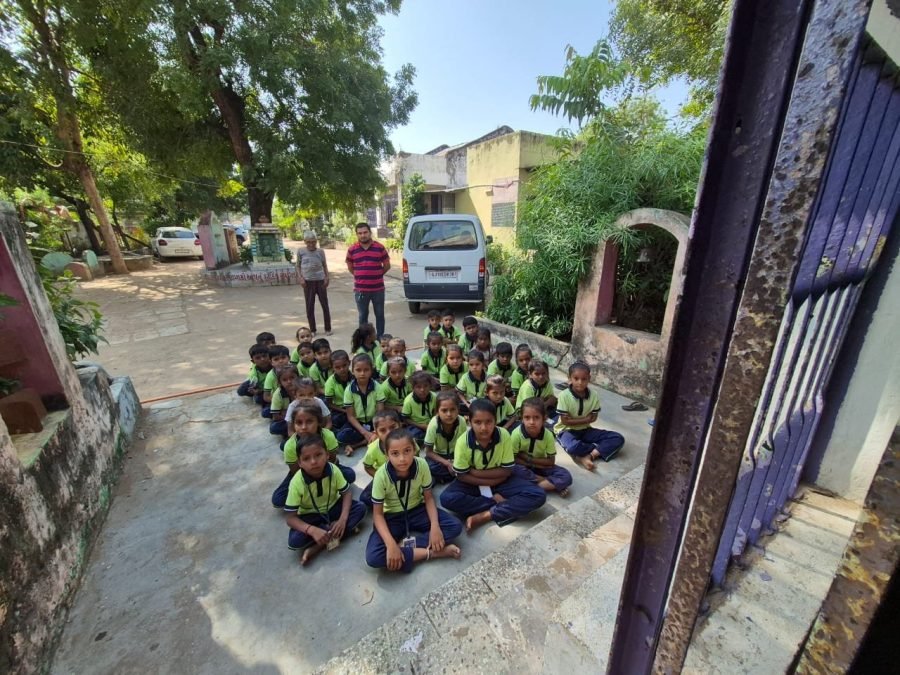 Jacket Distribution, Dhaniyol Prathmik School, Dahegam, November 2025