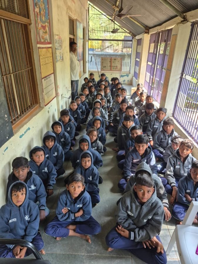 Jacket Distribution, Dhaniyol Prathmik School, Dahegam, November 2025