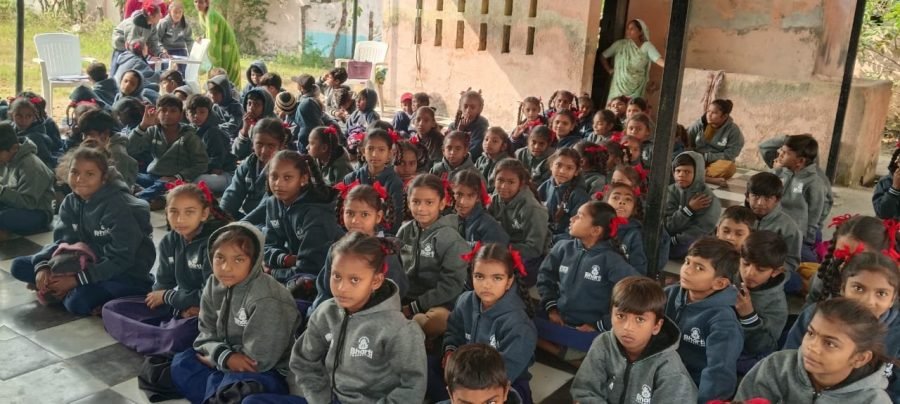 Jacket Distribution, Pinglaj Prathmik School, Mahemdabad, November 2025