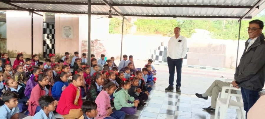 Jacket Distribution, Pinglaj Prathmik School, Mahemdabad, November 2025