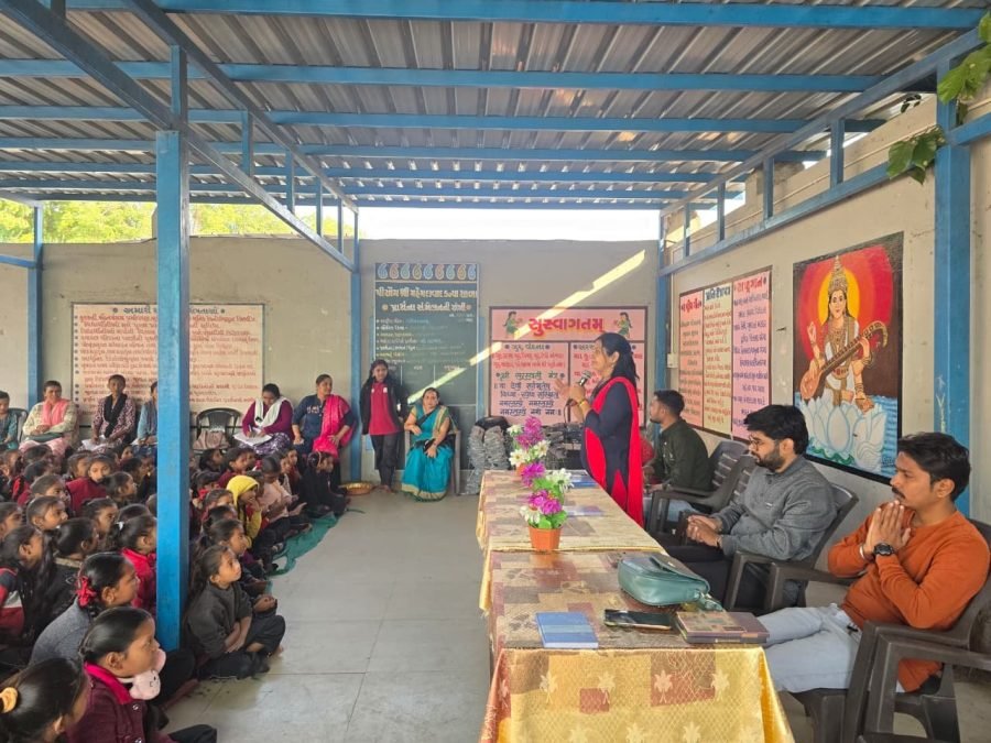 Jacket Distribution, PM Shri Mahemdabad Kanya School and Gadva Prathmik School, November 2025