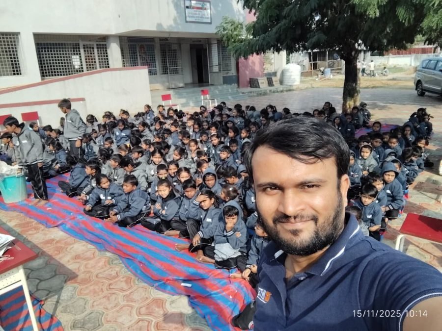 Jacket Distribution, PM Shri Mahemdabad Kanya School and Gadva Prathmik School, November 2025