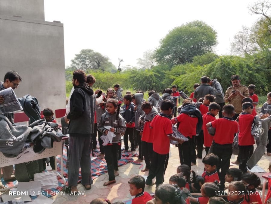 Jacket Distribution, PM Shri Mahemdabad Kanya School and Gadva Prathmik School, November 2025