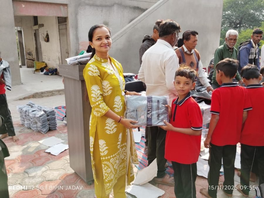 Jacket Distribution, PM Shri Mahemdabad Kanya School and Gadva Prathmik School, November 2025