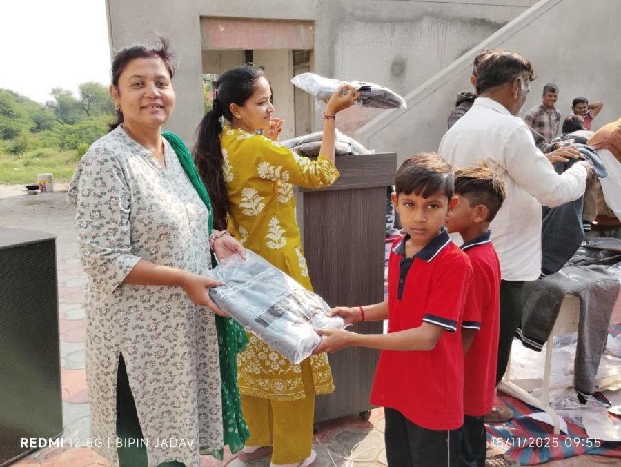 Jacket Distribution, PM Shri Mahemdabad Kanya School and Gadva Prathmik School, November 2025