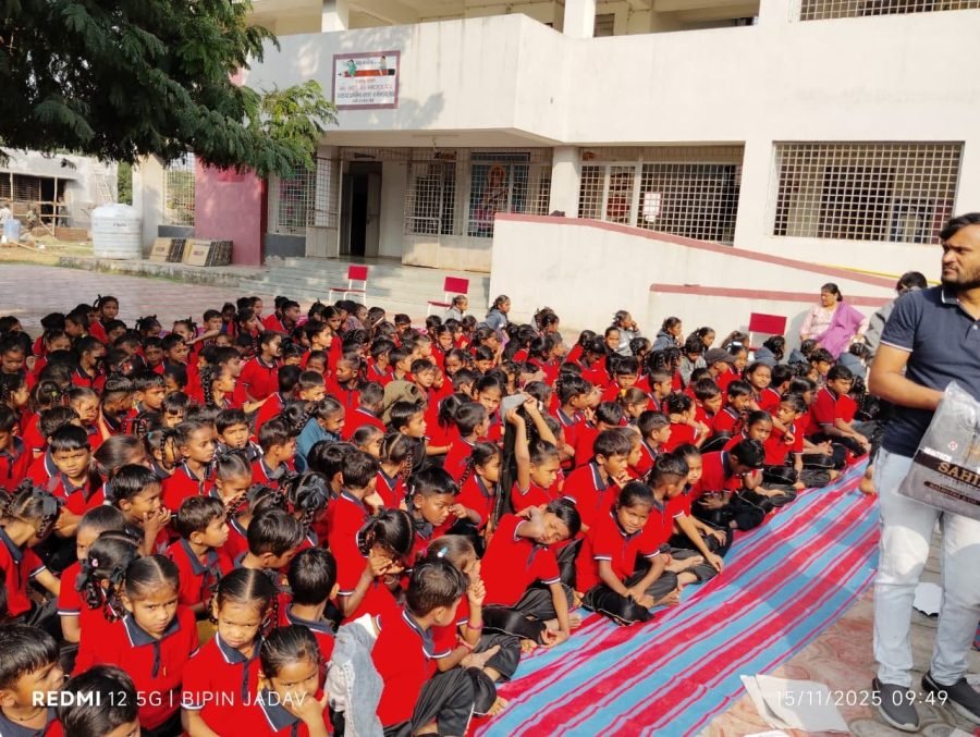 Jacket Distribution, PM Shri Mahemdabad Kanya School and Gadva Prathmik School, November 2025