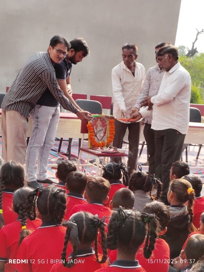 Jacket Distribution, PM Shri Mahemdabad Kanya School and Gadva Prathmik School, November 2025