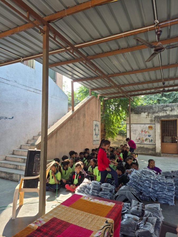 Jacket Distribution, Shri Sachana Pay Center School, November 2025