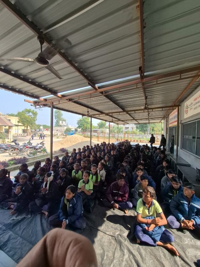 Jacket Distribution, Shri Sachana Pay Center School, November 2025