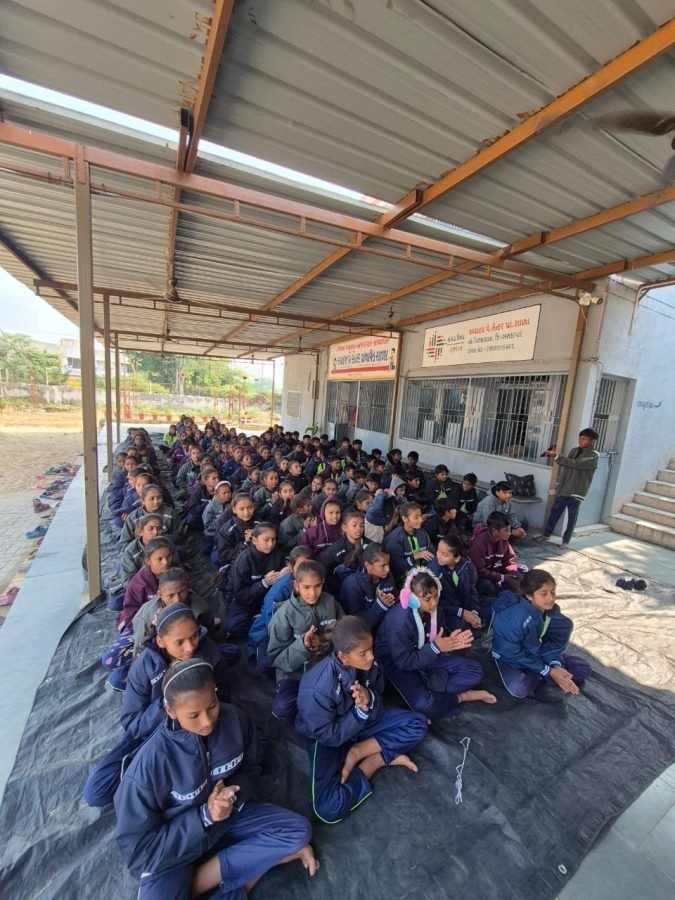 Jacket Distribution, Shri Sachana Pay Center School, November 2025