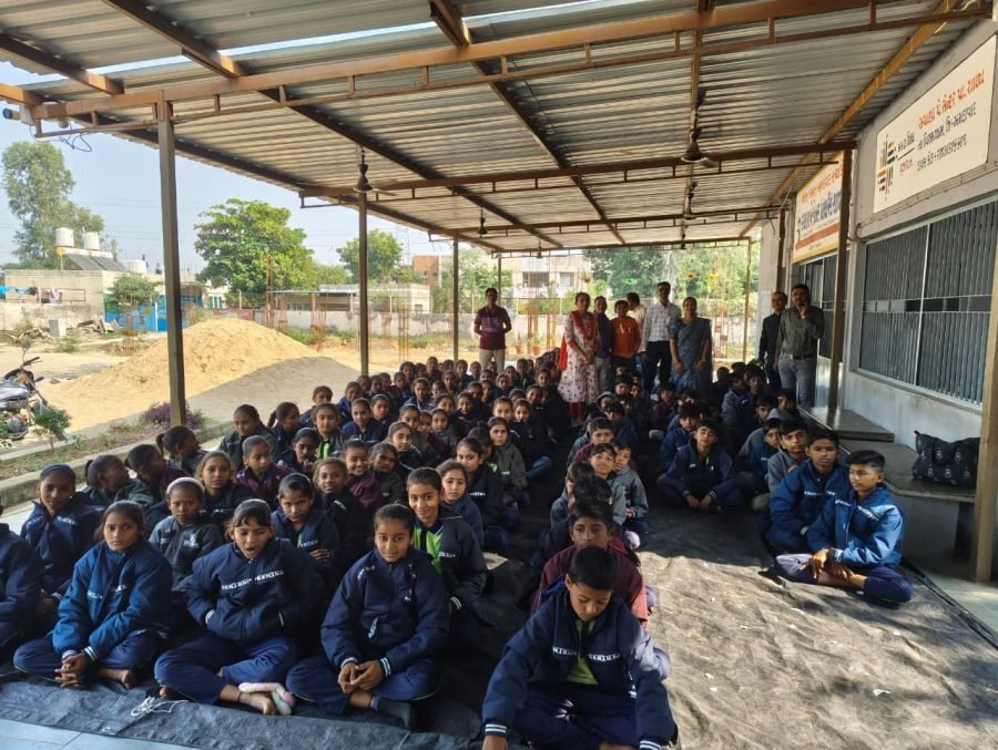 Jacket Distribution, Shri Sachana Pay Center School, November 2025