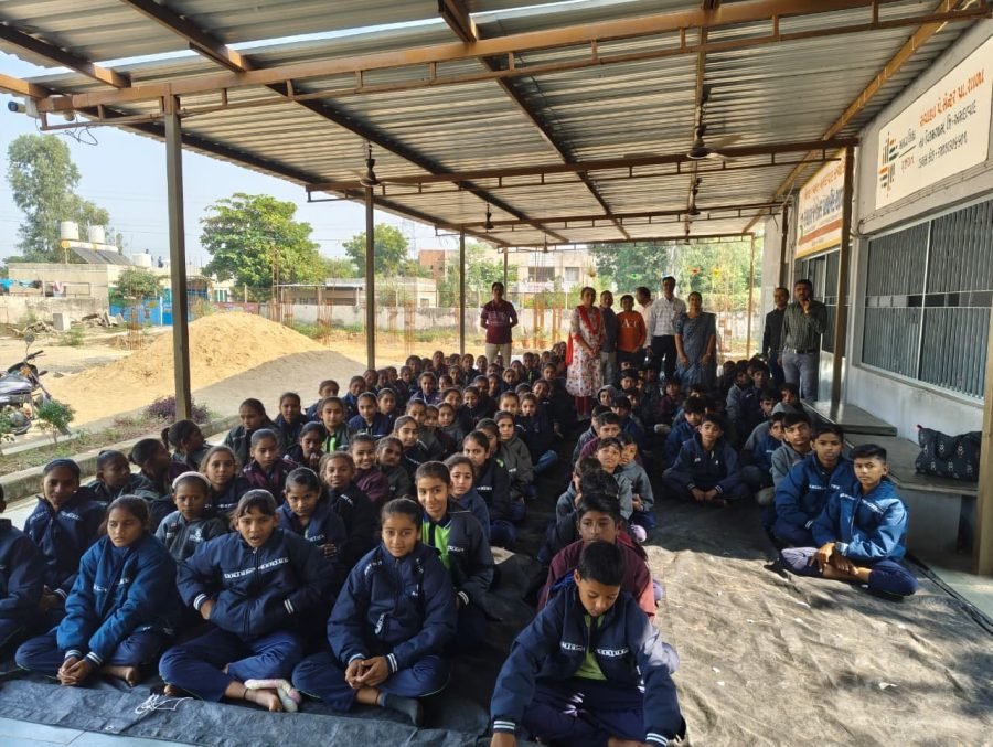 Jacket Distribution, Shri Sachana Pay Center School, November 2025