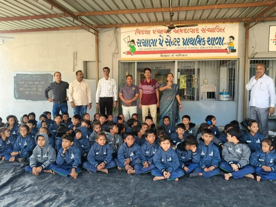 Jacket Distribution, Shri Sachana Pay Center School, November 2025