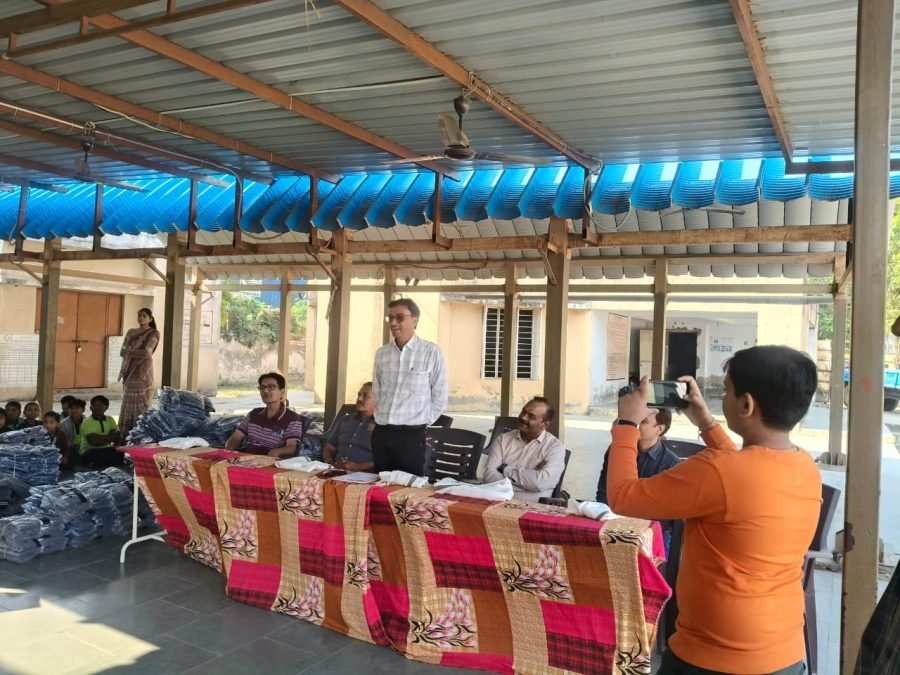 Jacket Distribution, Shri Sachana Pay Center School, November 2025