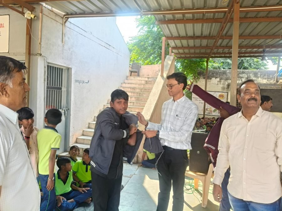 Jacket Distribution, Shri Sachana Pay Center School, November 2025