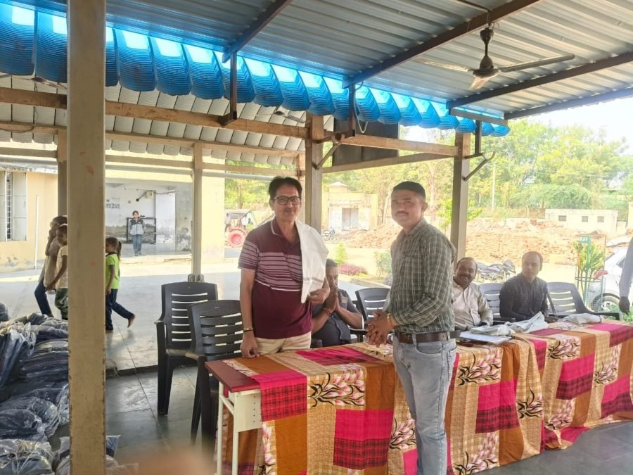Jacket Distribution, Shri Sachana Pay Center School, November 2025