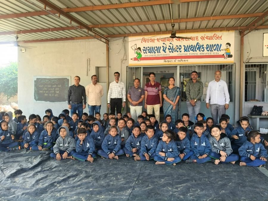 Jacket Distribution, Shri Sachana Pay Center School, November 2025