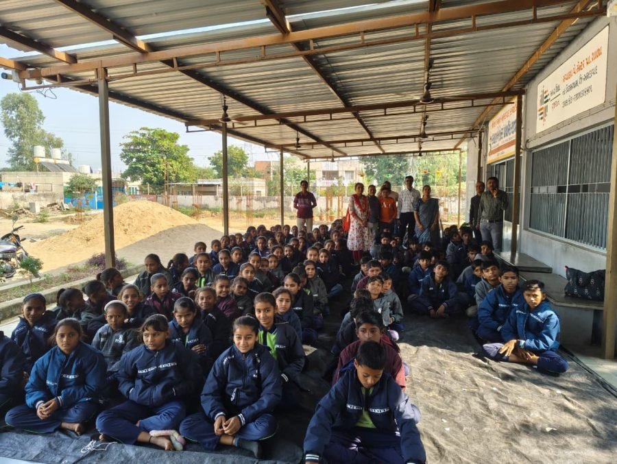 Jacket Distribution, Shri Sachana Pay Center School, November 2025