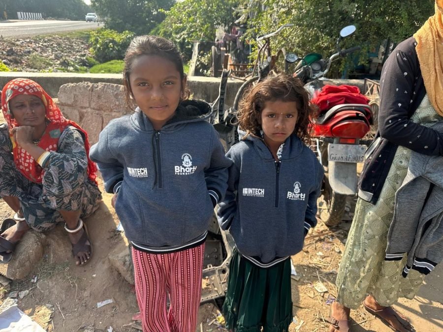 Jacket Distribution, Unjha, November 2025