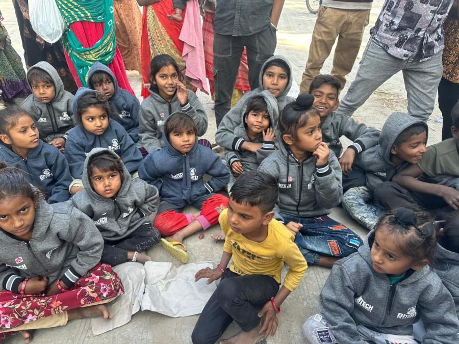 Jacket Distribution, Unjha, November 2025