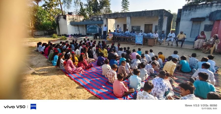Jacket Distribution, Ranchhava Main Prathmik School, Dhanpur, December 2025