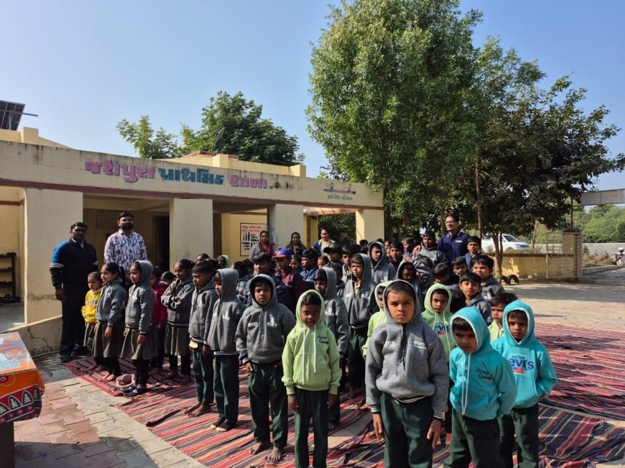 Jacket Distribution, Jaspura Prathmik School, Detroj, January 2026