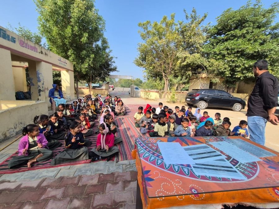 Jacket Distribution, Jaspura Prathmik School, Detroj, January 2026